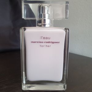 narciso Rodriguez for her leau edt